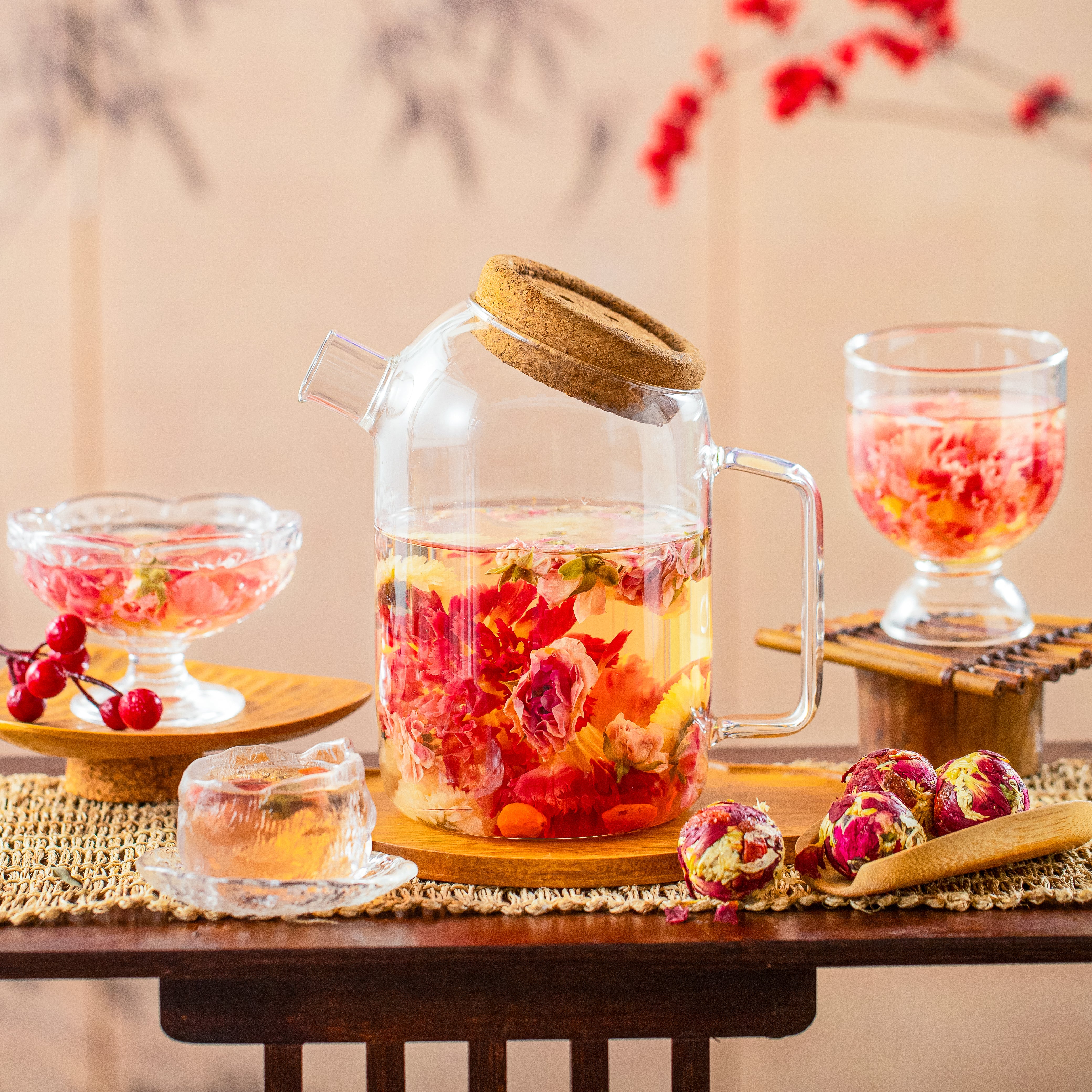 Flowering Tea Blooms